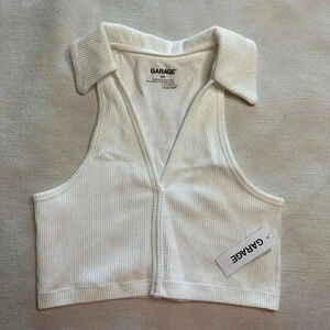 Collared  cropped top